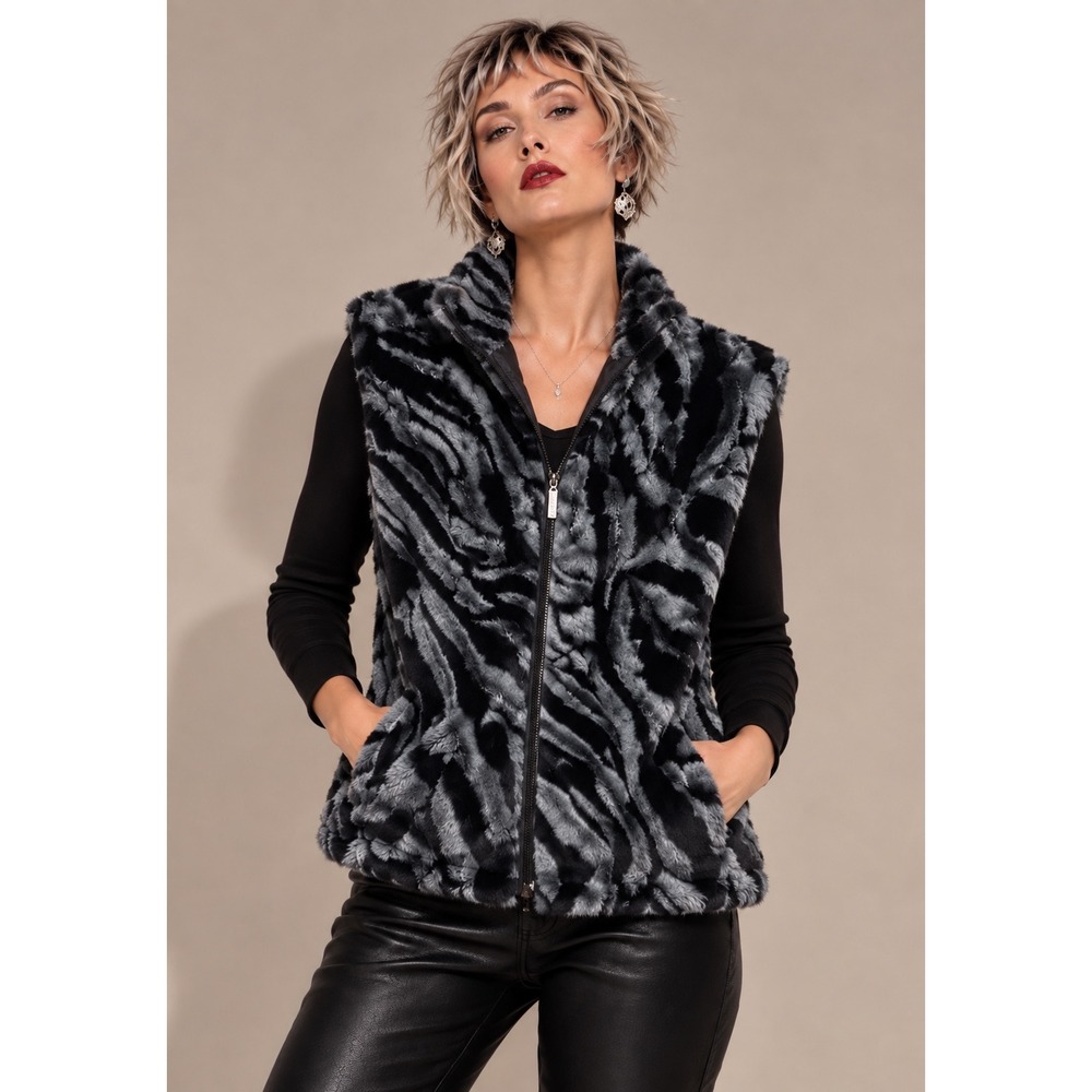 Duffel M Gray Black Faux Fur Zip Vest Statement Layer
